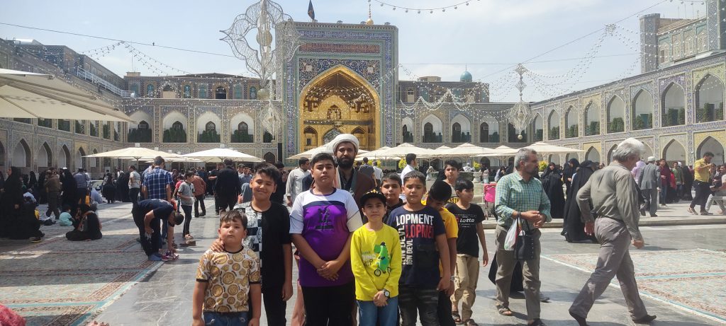 زیارت دسته جمعی نوجوانان مسجدی