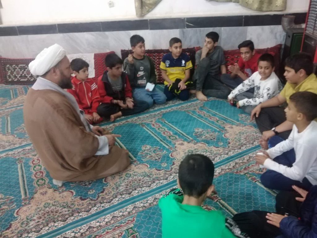 کلاس تجوید قرآن برای نوجوانان